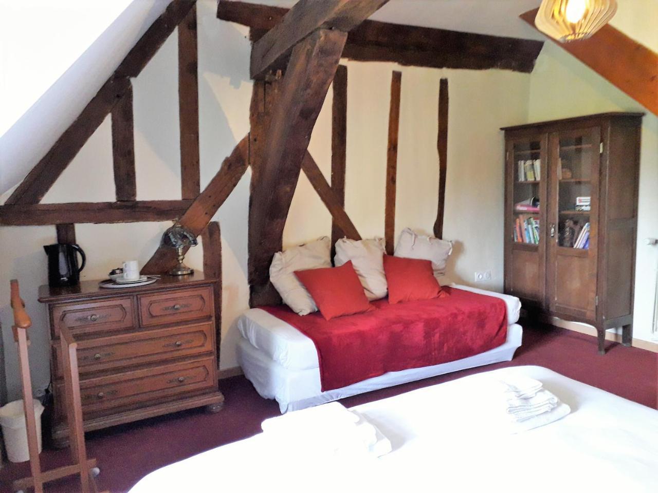 Soir A Pressoir Bed & Breakfast Beaumontel Eksteriør bilde