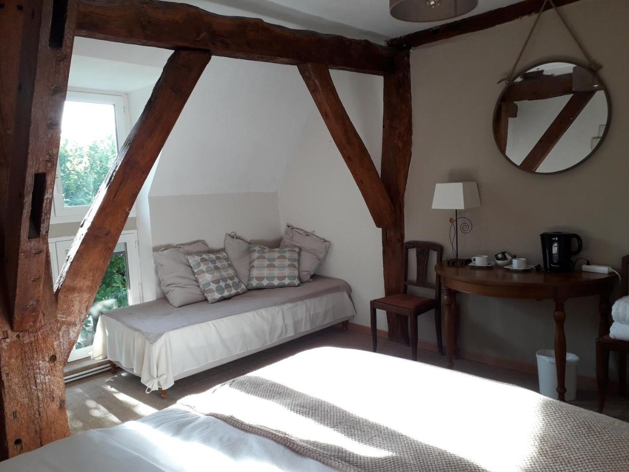 Soir A Pressoir Bed & Breakfast Beaumontel Eksteriør bilde